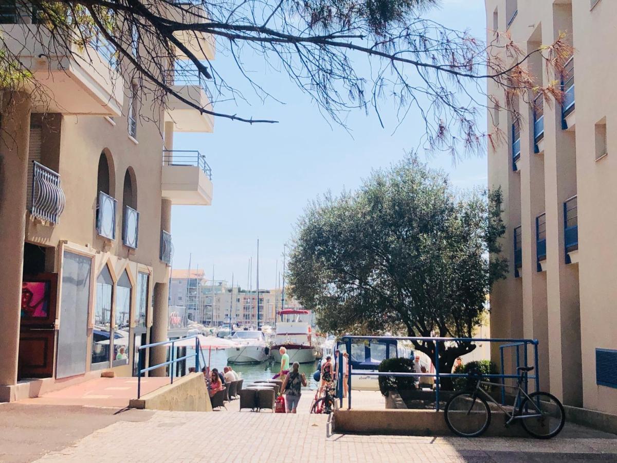 Charmant 2 Pieces A Port-Frejus Bagian luar foto